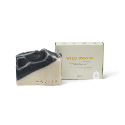 Natuurlijke body bar Wild Woods van Azur met groene klei en charcoal.